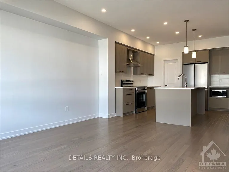 370 Walden Dr — Photo 7
