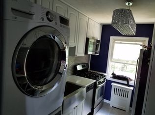 36 Seth Ct #B, Staten Island, NY 10301