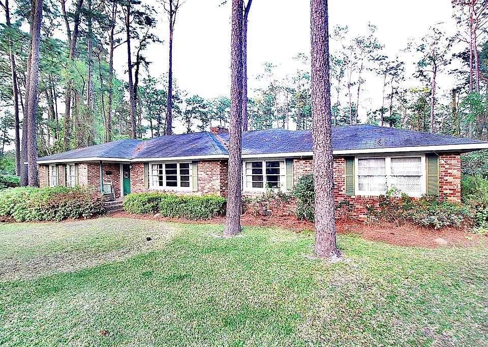 1st image of 2301 Azalea Dr