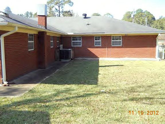 4th image of 510 Marion Ave