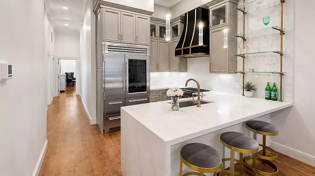 1 bed, 1.5 bath, $3,000 — Photo 4