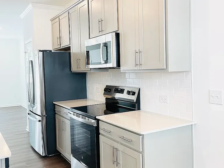 1526 Crescent Townes Way — Photo 4