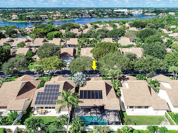 3rd image of 321 Leeward Dr
