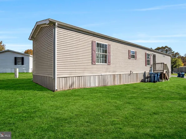 700 Salem Rd Lot 44, Etters, PA 17319