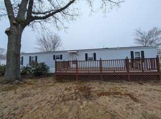 31 Seabreeze Dr, North Hampton, NH 03862