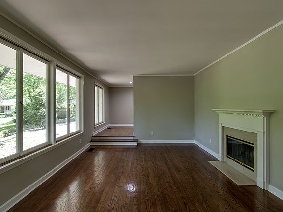 3rd image of 6505 Cornwall Dr
