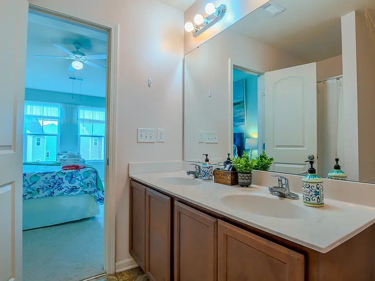 703 Elton Ave #1 — Photo 14