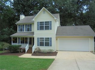 8203 Daltonshire Dr, Oak Ridge, NC 27310