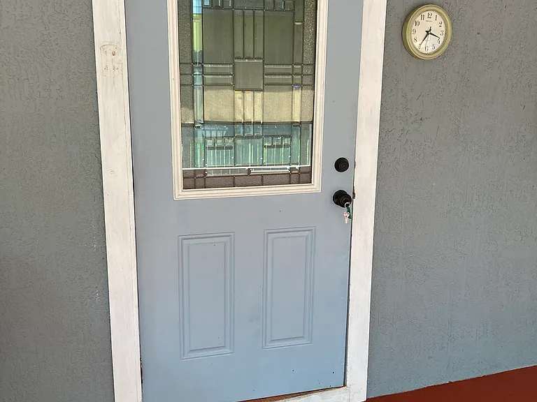 272 W Langsner St — Photo 1