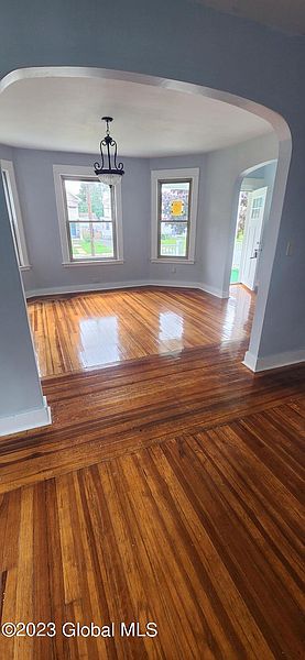 3rd image of 2707 Campbell Avenue