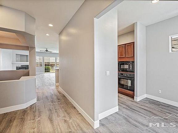 2nd image of 5802 Meadow Park Dr