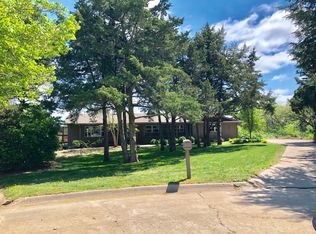 2901 Princeton Pl, Manhattan, KS 66503