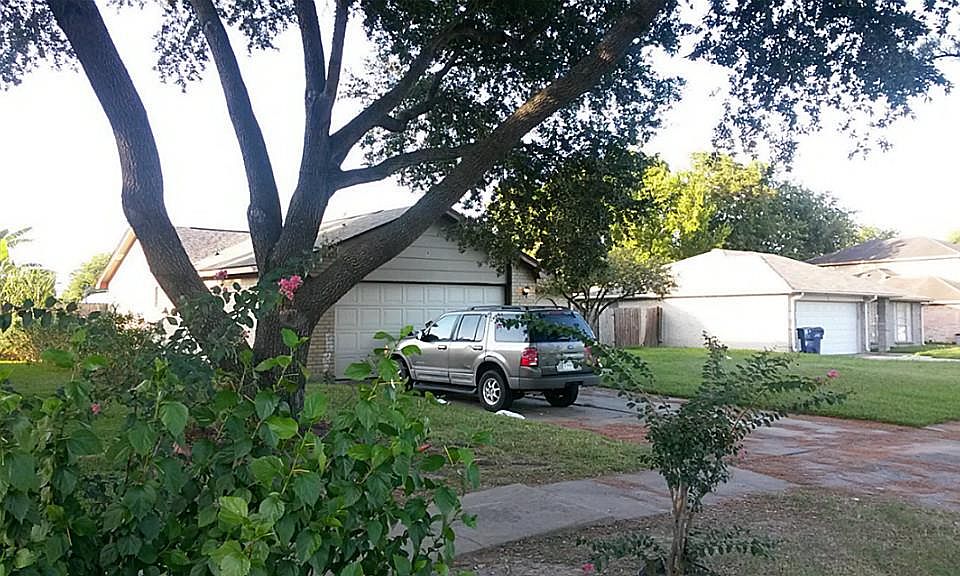 1st image of 14114 Old Village Ln