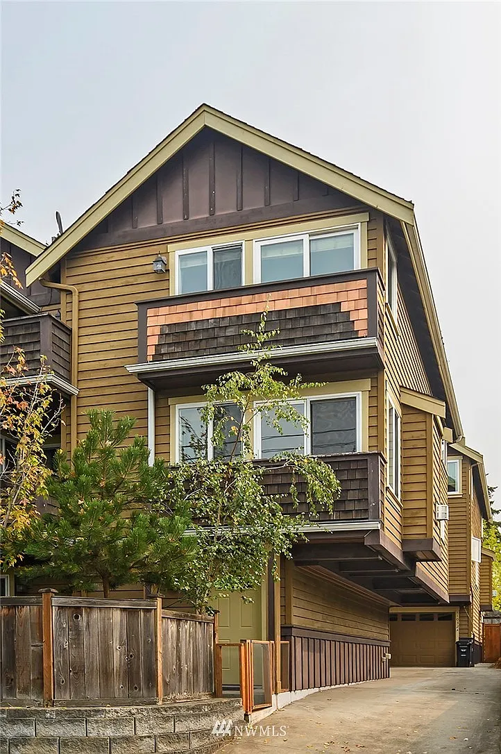 11030 Greenwood Avenue N #A photo 1