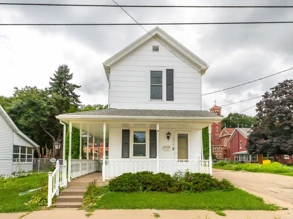 2915 White St, Dubuque, IA 52001