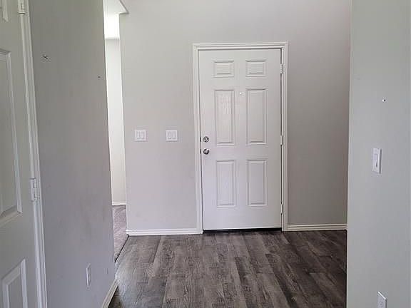 4th image of 3510 Champions Cove Ln