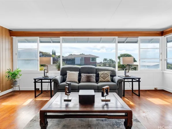 99-928 Kealaluina Dr, Aiea, HI 96701