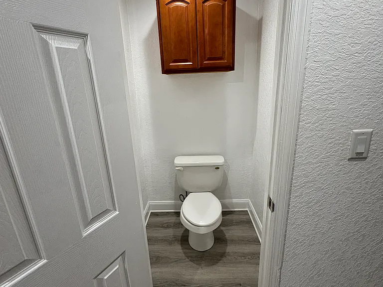 3615 N Apopka Vineland Rd — Photo 4