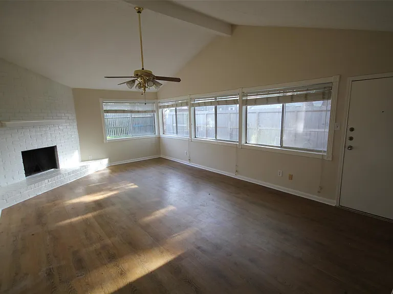 5302 Town Park Blvd — Photo 29