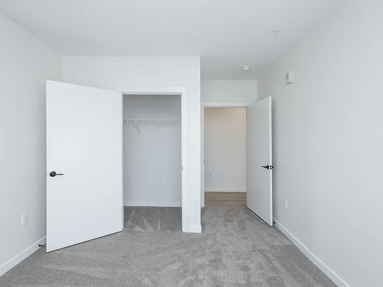 Oso Apartments — Photo 195