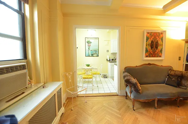 Rented by Hecht Group | media 8