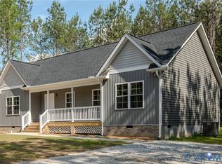 24178 Cabin Point Rd, Disputanta, VA 22842