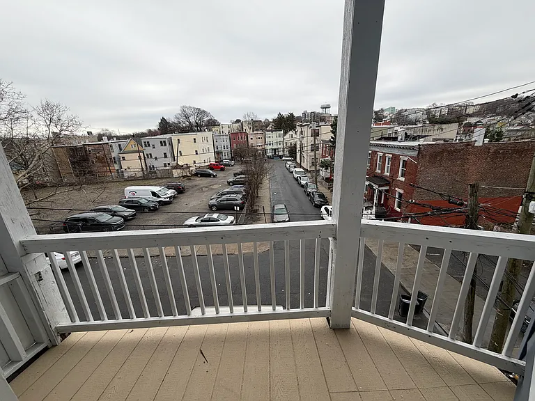 25 Riverview Pl #2L — Photo 18