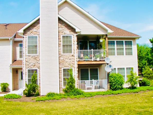 41 Lackland Ave, Piscataway, NJ 08854