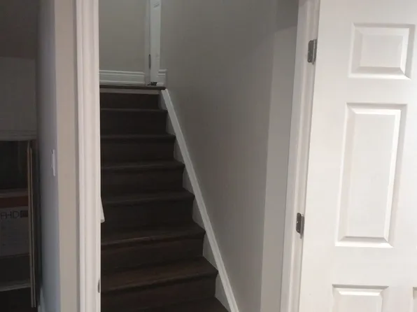 129 Matthewson Ave, Bradford West Gwillimbury, ON L3Z 0N9