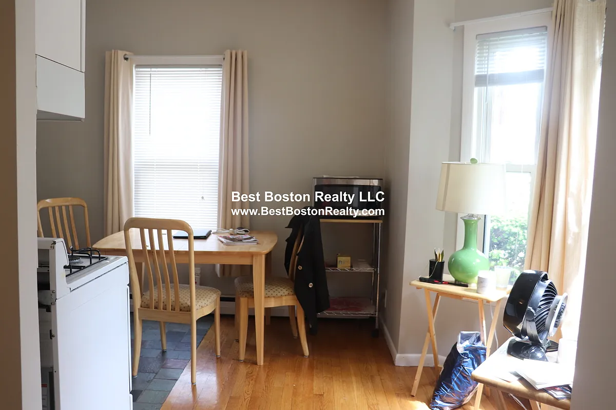 Building Photo - 9 Elmer St #1