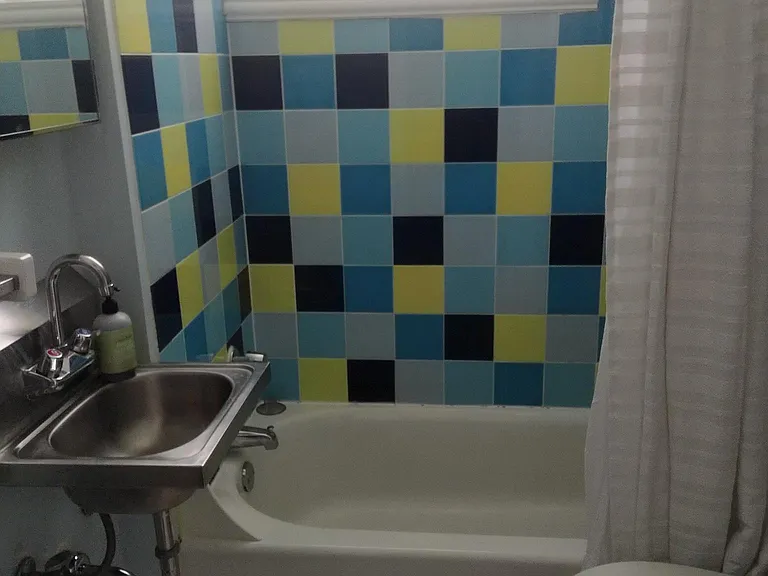 1909 1st Ave S #4 — Photo 8