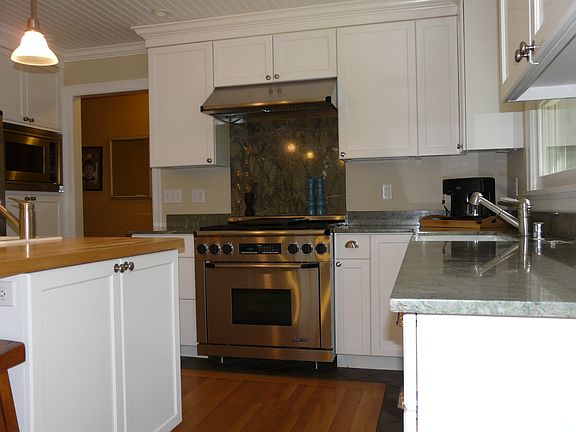 4th image of 311 Monterey Way