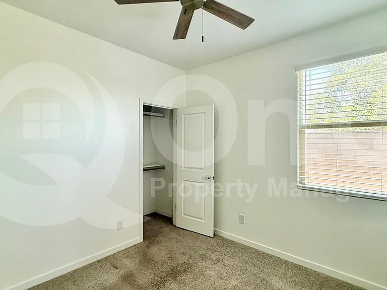 9053 W Agora Ln — Photo 32