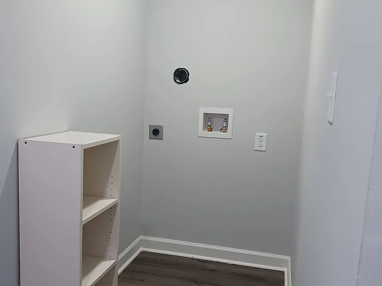2053 Perkerson Rd SW — Photo 2