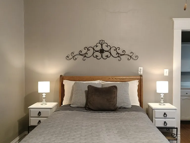 731 Kimbark St #2 — Photo 1