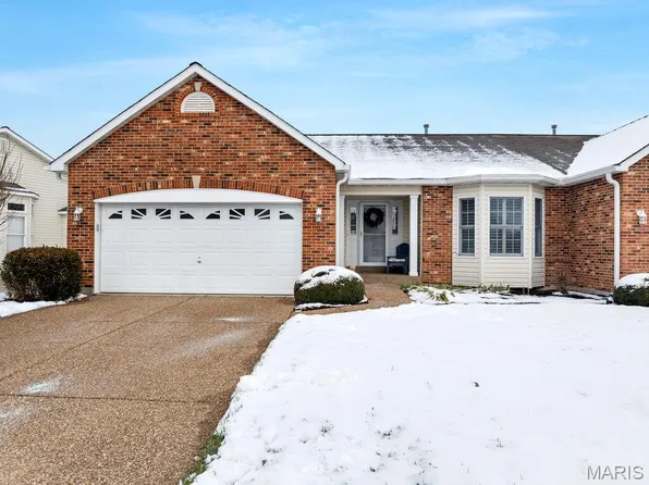2700 Samuel Dr #716A, O'Fallon, MO 63368