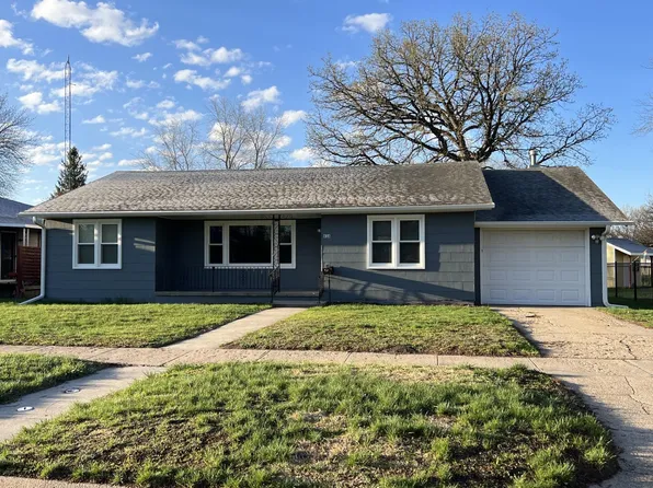616 E Florence St, Pierce, NE 68767