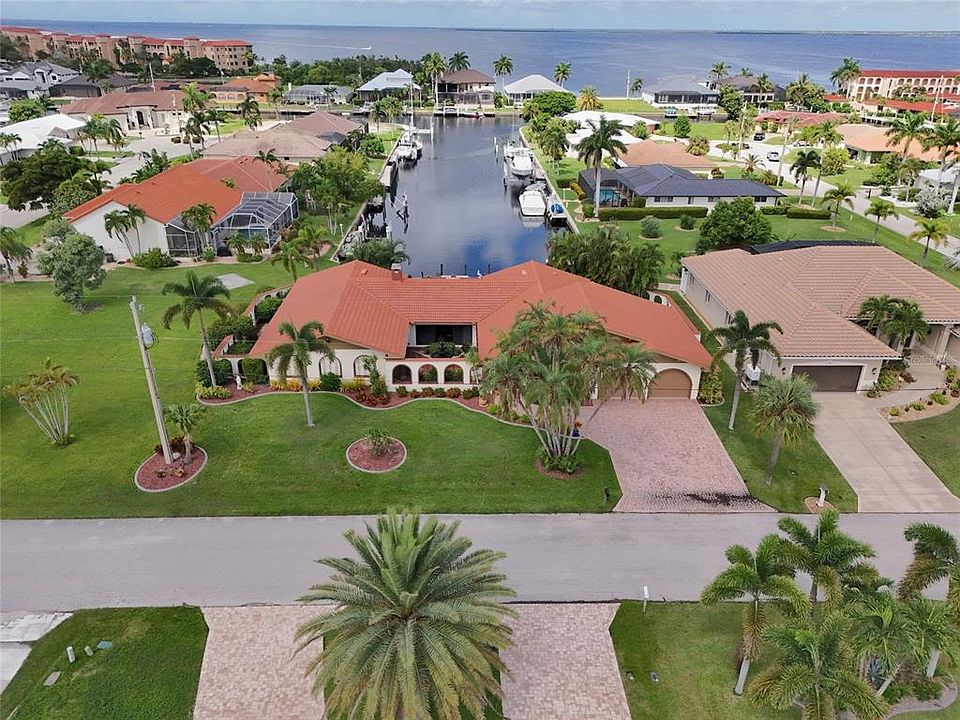 1st image of 37 Hibiscus Dr