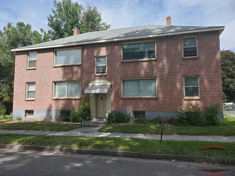 1085 Idaho Ave #6 — Photo 1