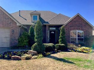 2622 S 15th Pl, Broken Arrow, OK 74012
