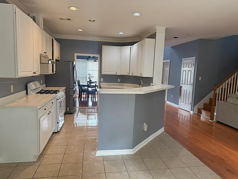 3357 Willbrooke Ct — Photo 3