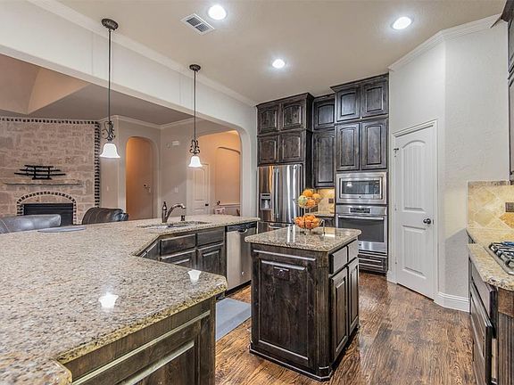 2nd image of 139 Water Garden Dr