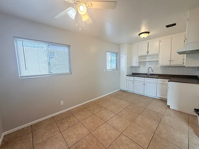 1548 N 11th Ave #D — Photo 6
