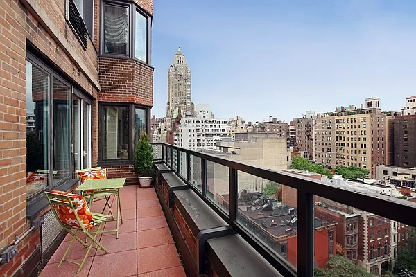 Sold by Corcoran | media 4