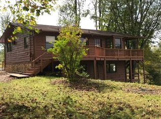 130 Holly Springs Estate Rd, Franklin, NC 28734