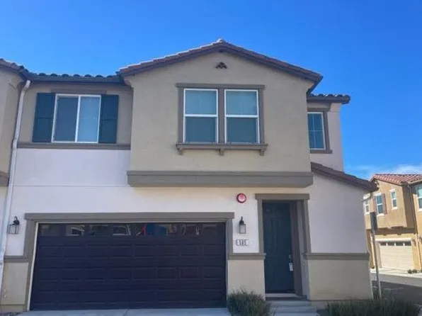 505 Pinedale St, Vista, CA 92081