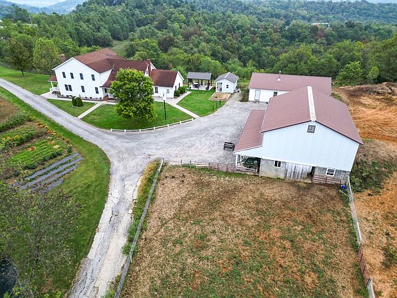 2nd image of 1975 Boggs Rd