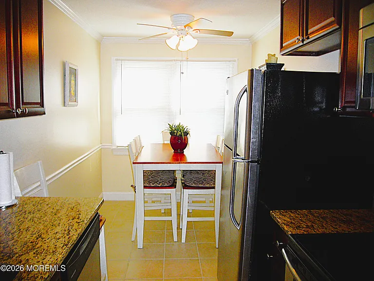 1201 Ocean Ave #106 — Photo 5