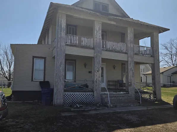 702 E Norris St, Wausa, NE 68786