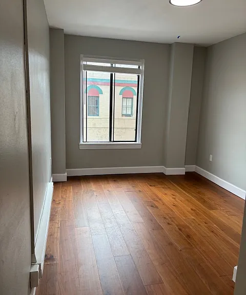 311 living room